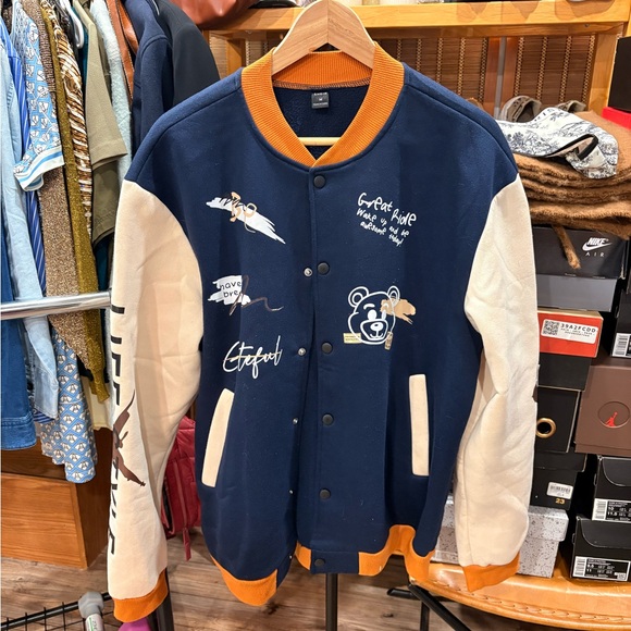 SHEIN Navy and Cream Varsity Jacket - Picture 2 of 5